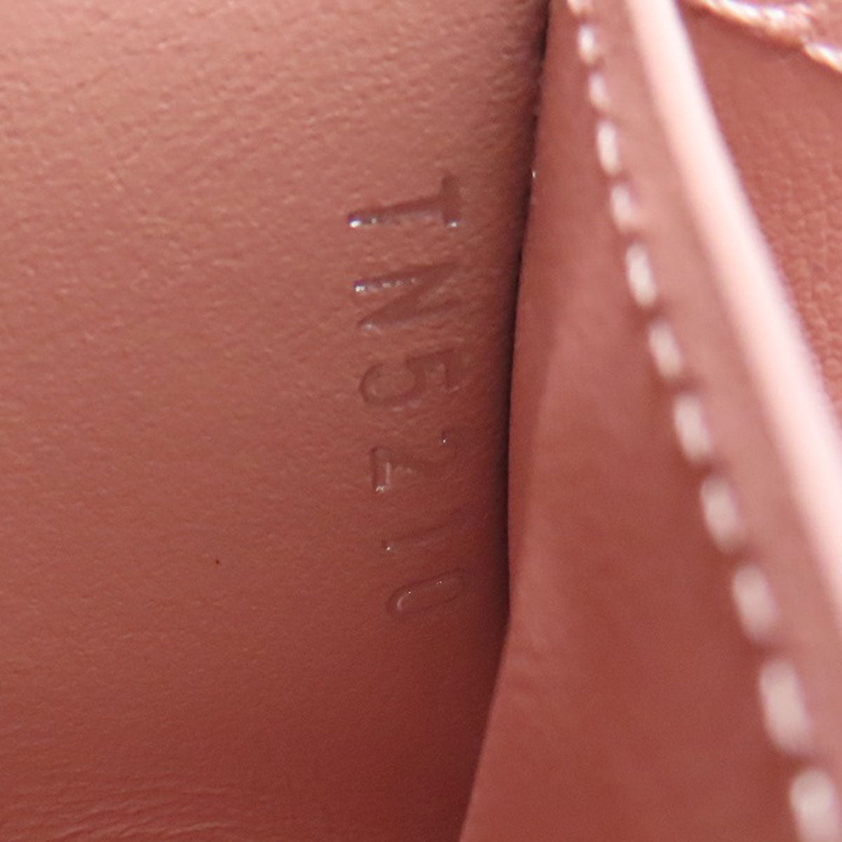 LOUIS VUITTON Bifold Wallet M80316 Mahina leather gray Portefeuille Iris Compact