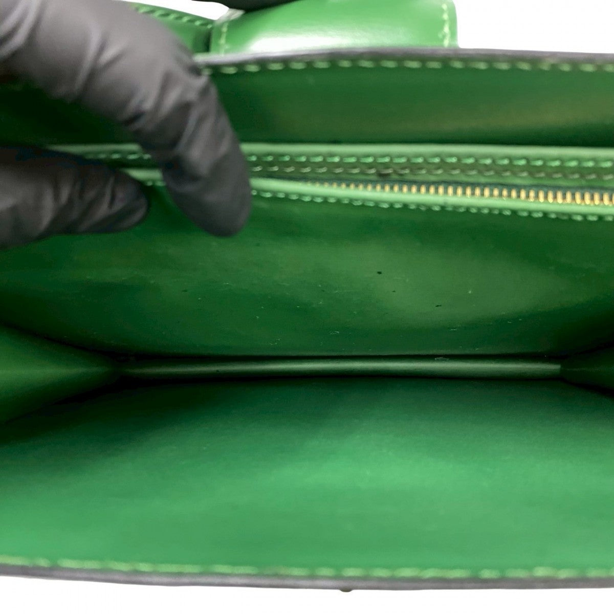 LOUIS VUITTON Shoulder Bag M52344 Epi Leather green Epi Capuchin Women Used Authentic