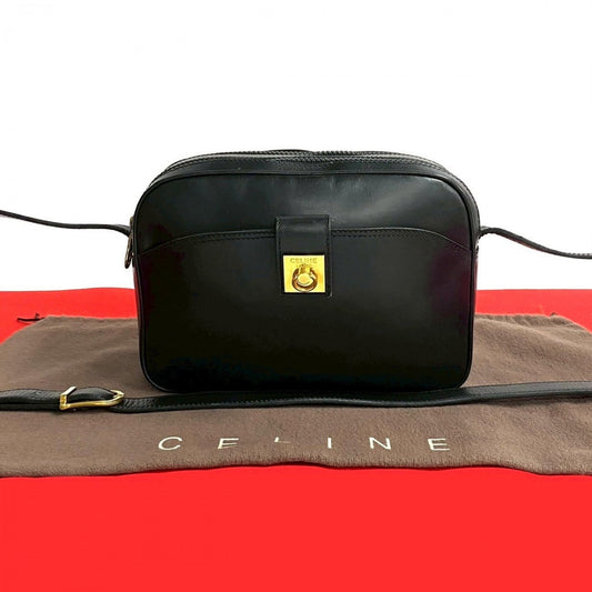 CELINE Shoulder Bag Calfskin black
