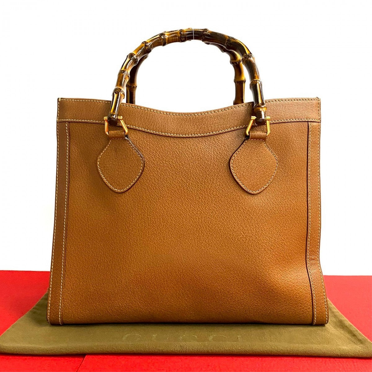 GUCCI Handbag leather Brown Bamboo