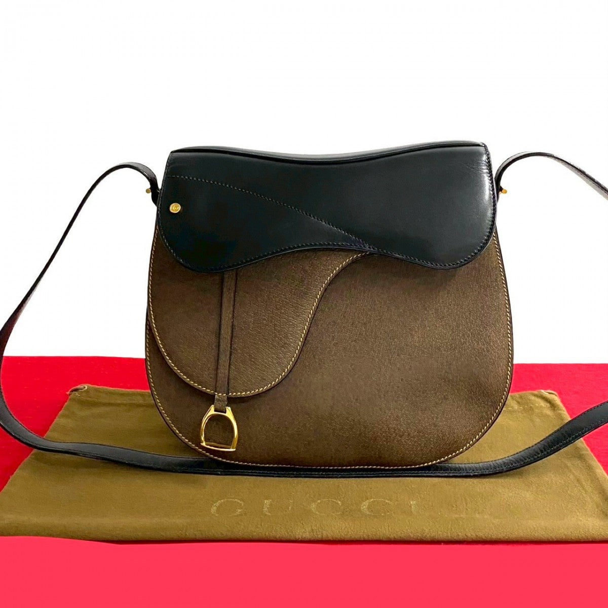 GUCCI Shoulder Bag leather black saddle