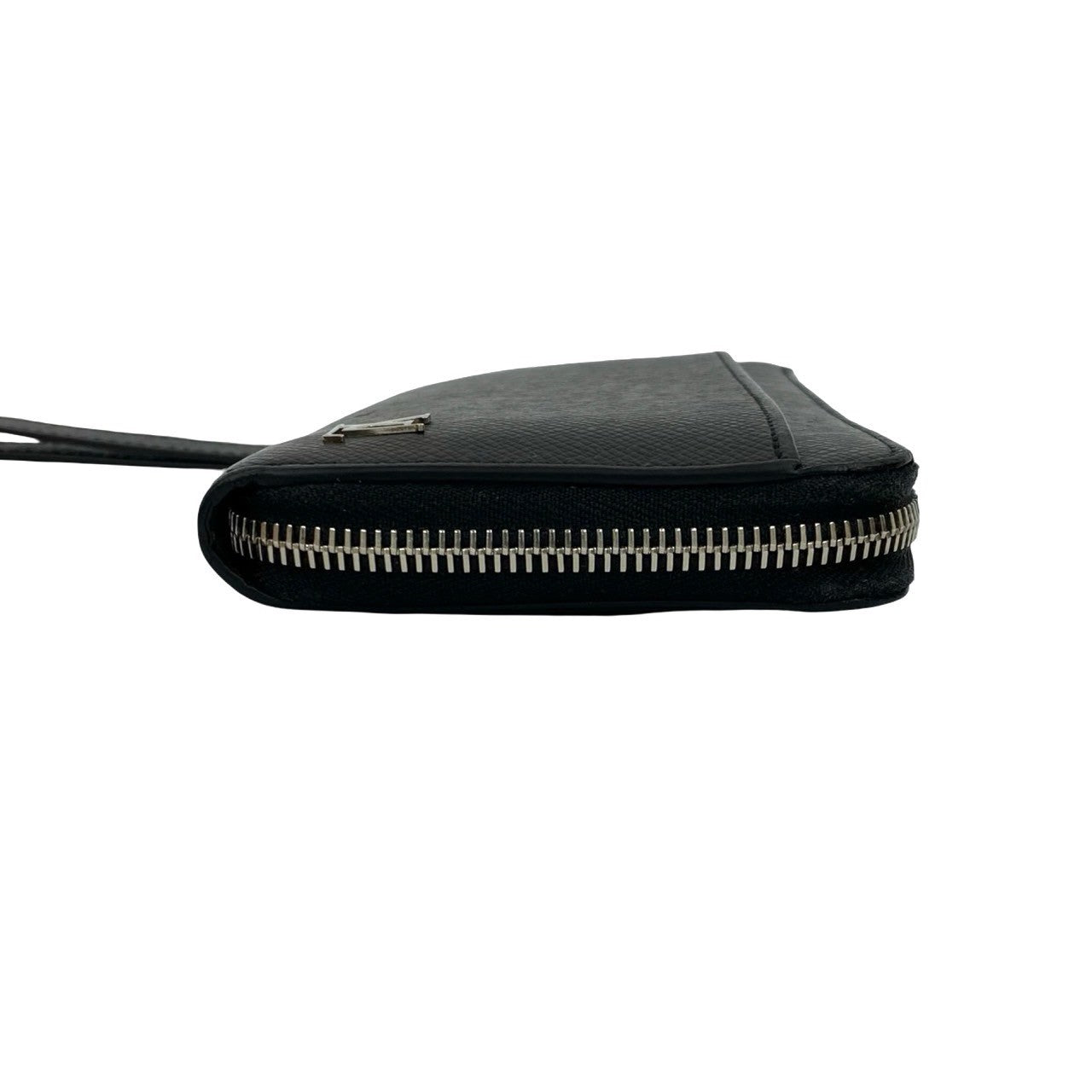 LOUIS VUITTON Long Wallet Purse leather black Taiga Zippy dragonne