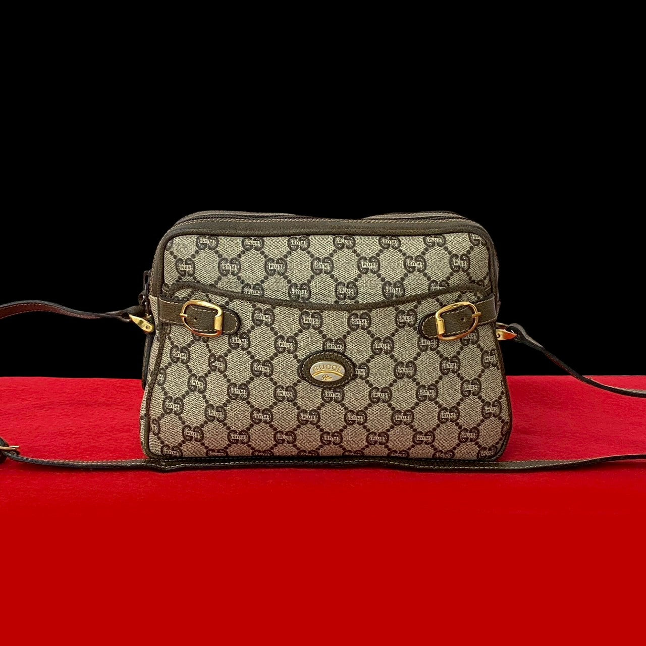 GUCCI Shoulder Bag leather Brown