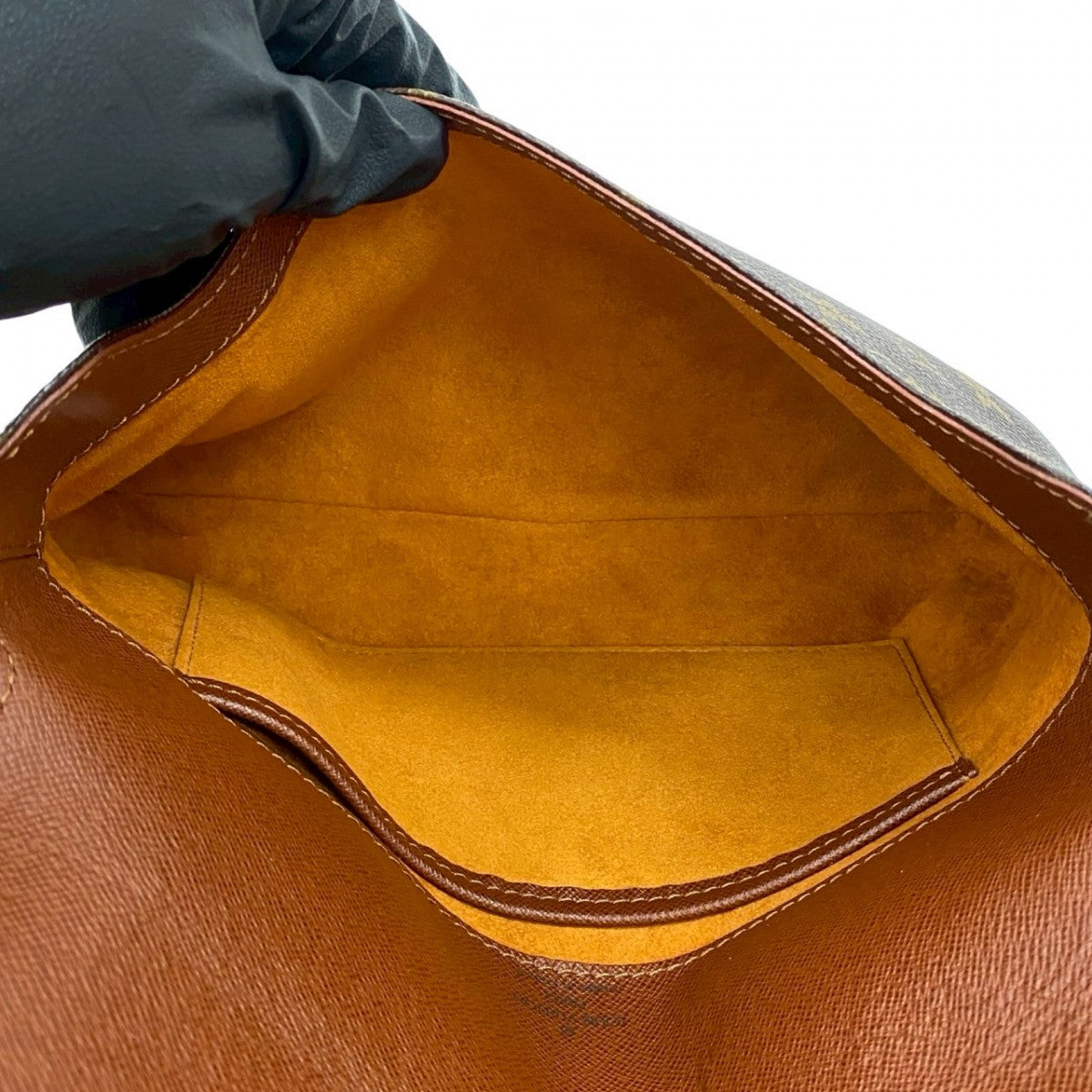 LOUIS VUITTON Shoulder Bag leather Brown Monogram Musette Tango