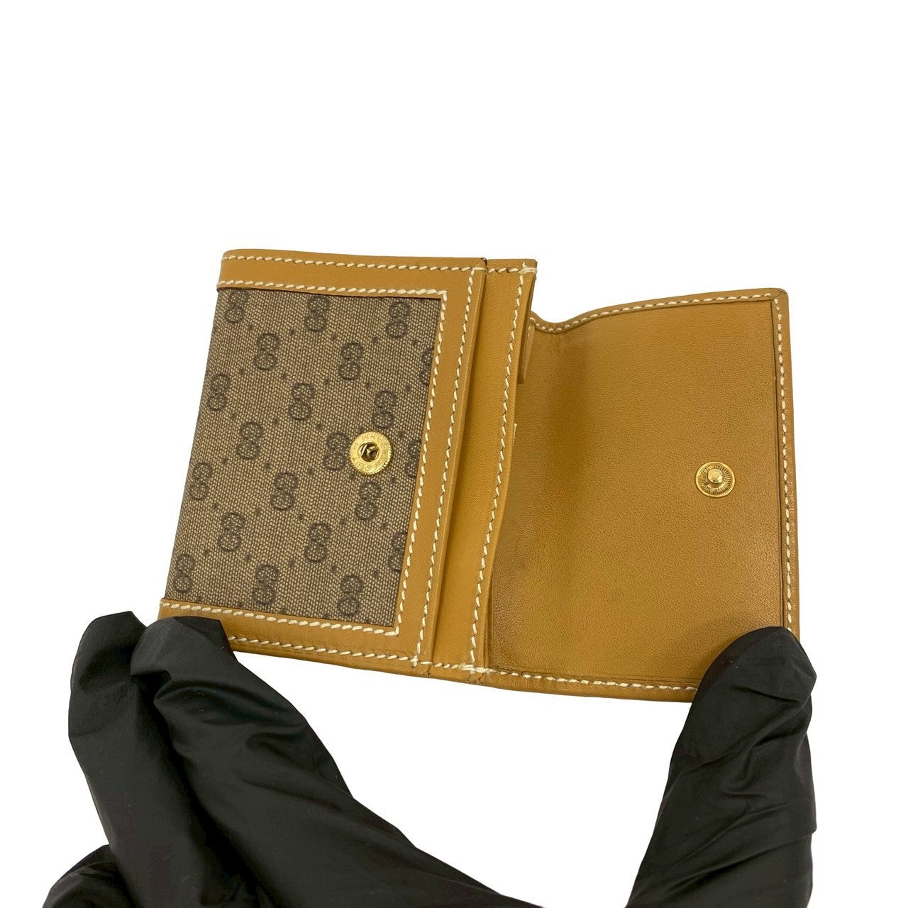 GUCCI Coin case leather Brown