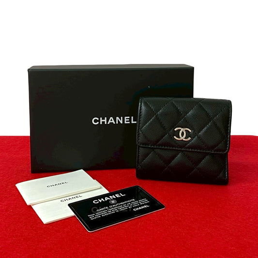 CHANEL Tri-fold wallet Matt caviar skin black Matrasse