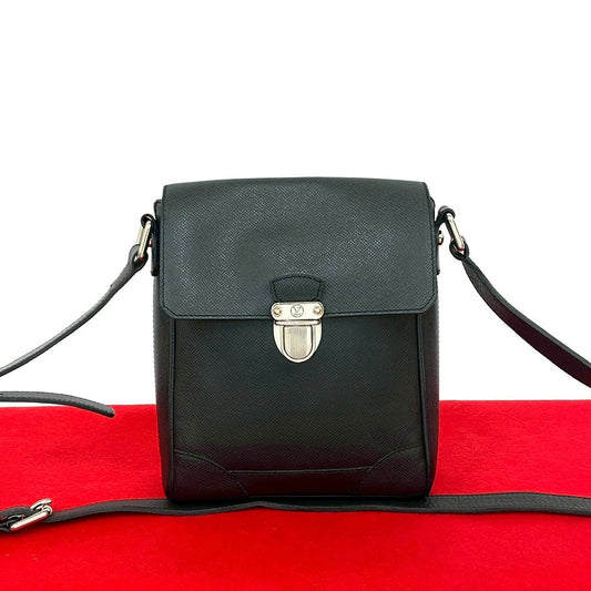 LOUIS VUITTON Shoulder Bag leather black Taiga Luka