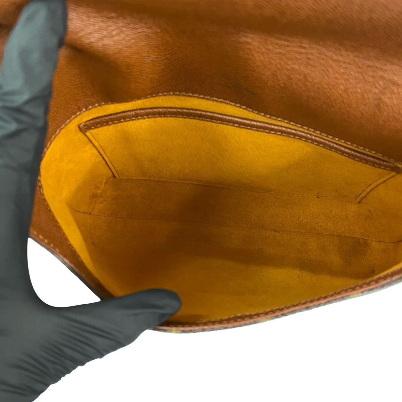 LOUIS VUITTON Shoulder Bag leather Brown Monogram Musette tango