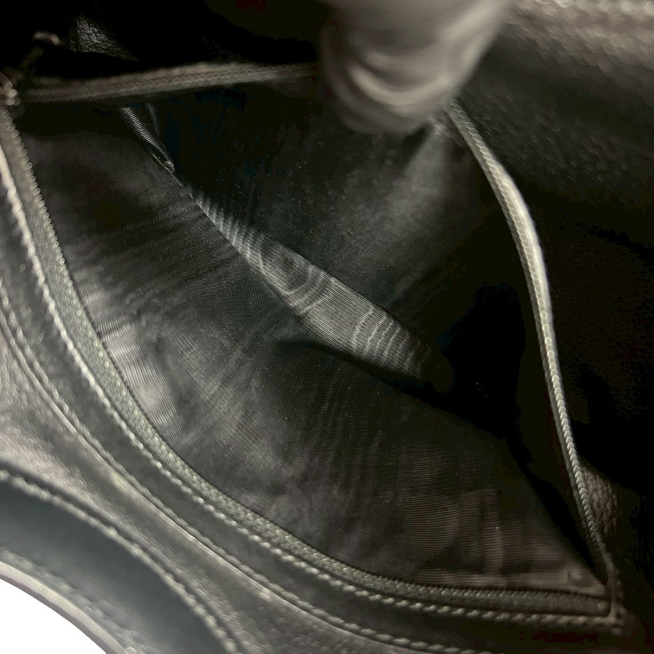 CELINE Handbag leather black