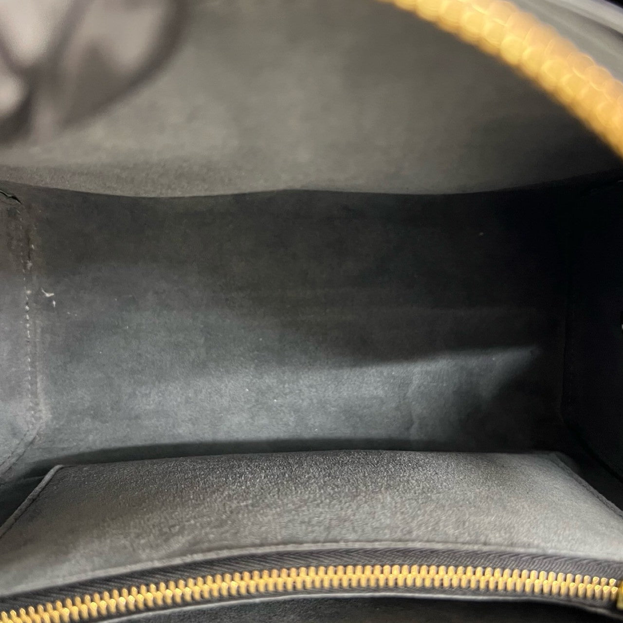 LOUIS VUITTON Handbag Epi Leather black Epi Ponneuf