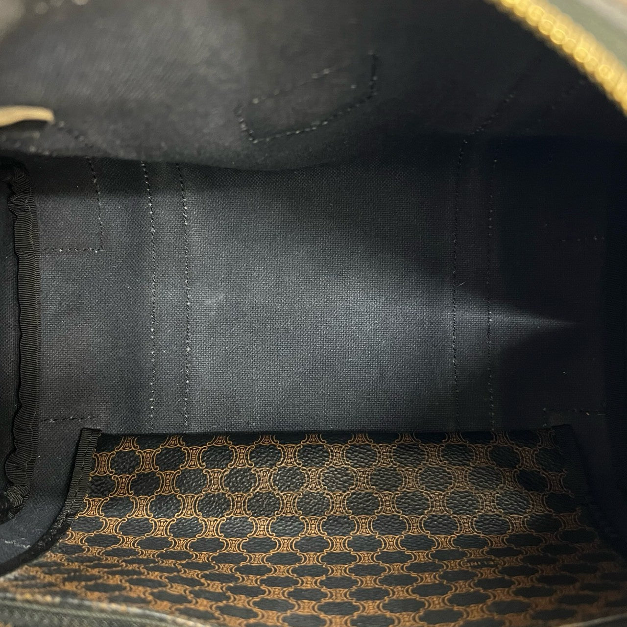 CELINE Handbag leather black