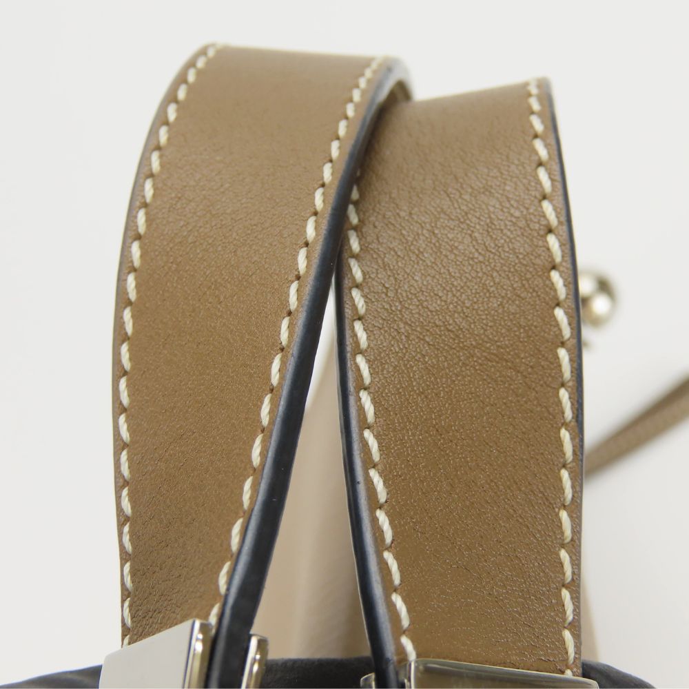 LOEWE Shoulder Bag leather Gurege Missy Women Used Authentic