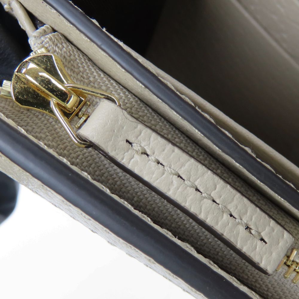 GUCCI Bifold Wallet 598662 GG Supreme canvas, leather Greige type Offidia GG Women Used Authentic