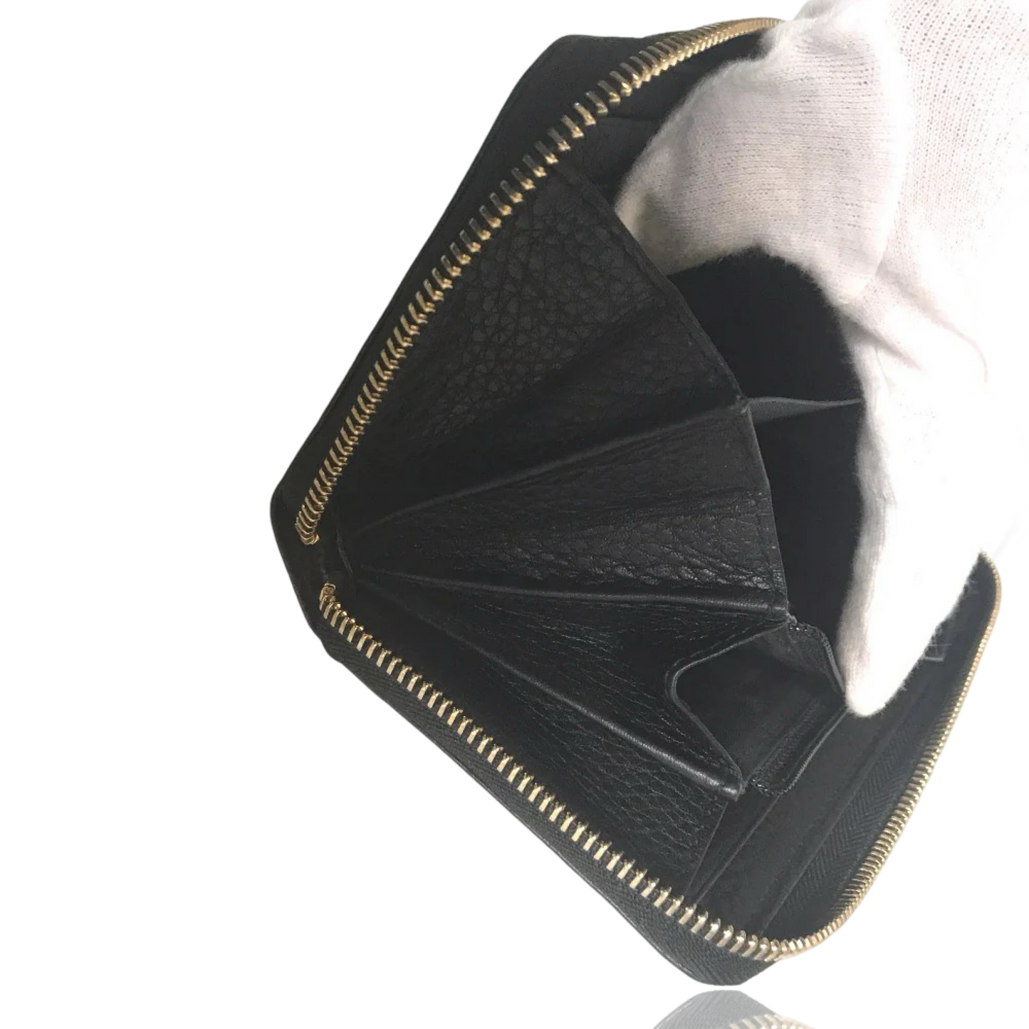 GUCCI SOHO INTERLOCKING ROUND ZIP WALLET