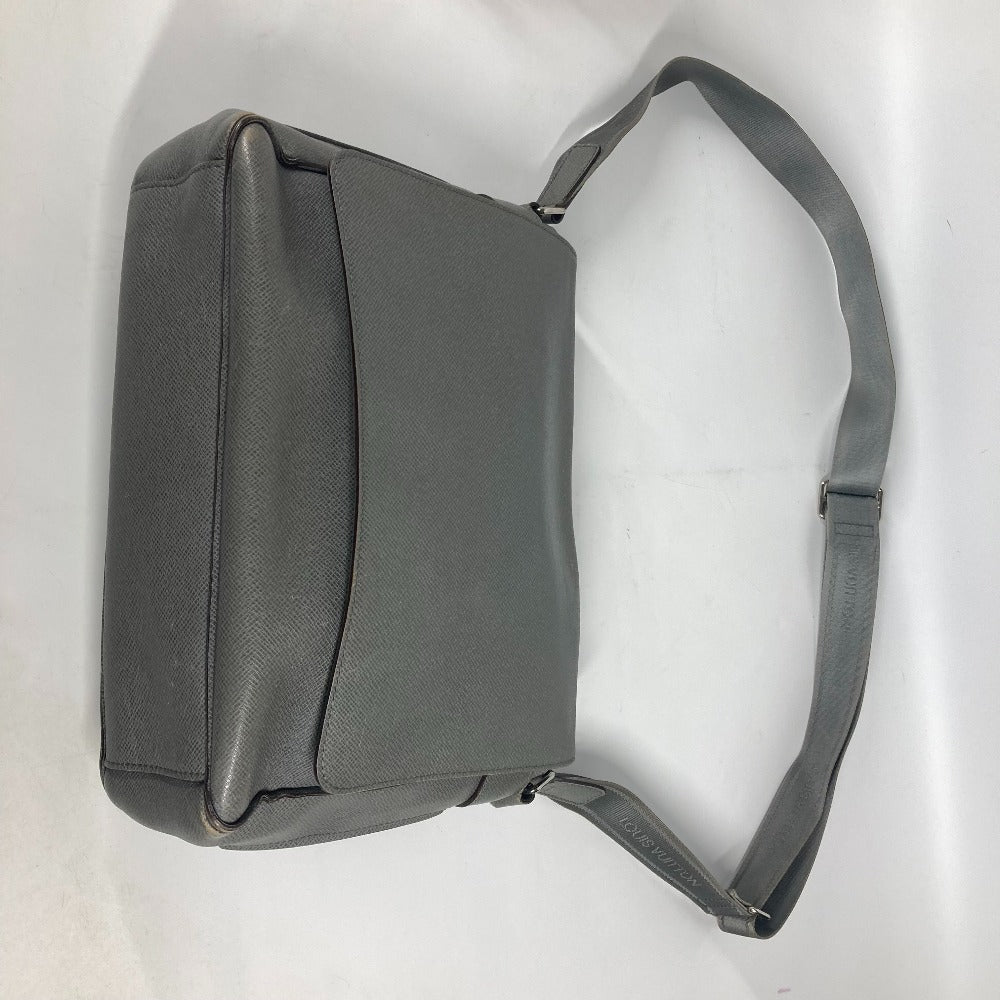 LOUIS VUITTON Shoulder Bag M32623 Taiga Leather gray Taiga Roman MM mens Used Authentic