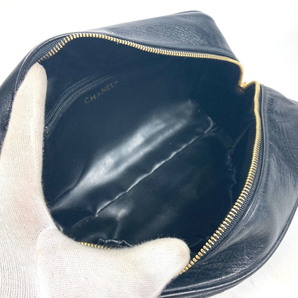 CHANEL Pouch leather black vintage Bicolole