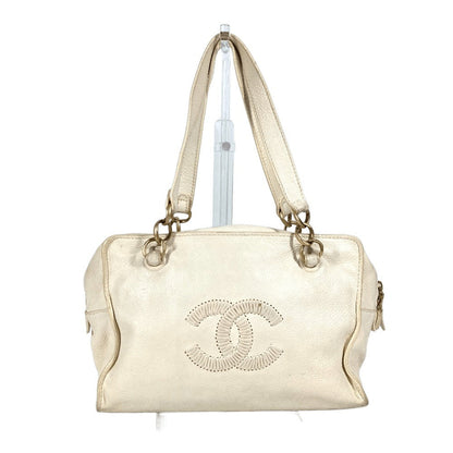 CHANEL Shoulder Bag leather white Shoulder CC COCO Mark logo