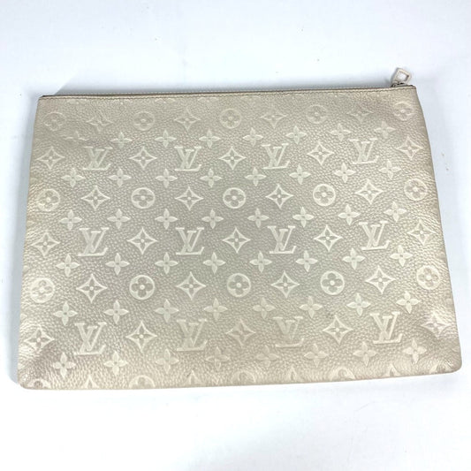 LOUIS VUITTON Clutch bag M67462 Taurillon Clemence Leather white Taurillon Clemence Monogram Pochette A4