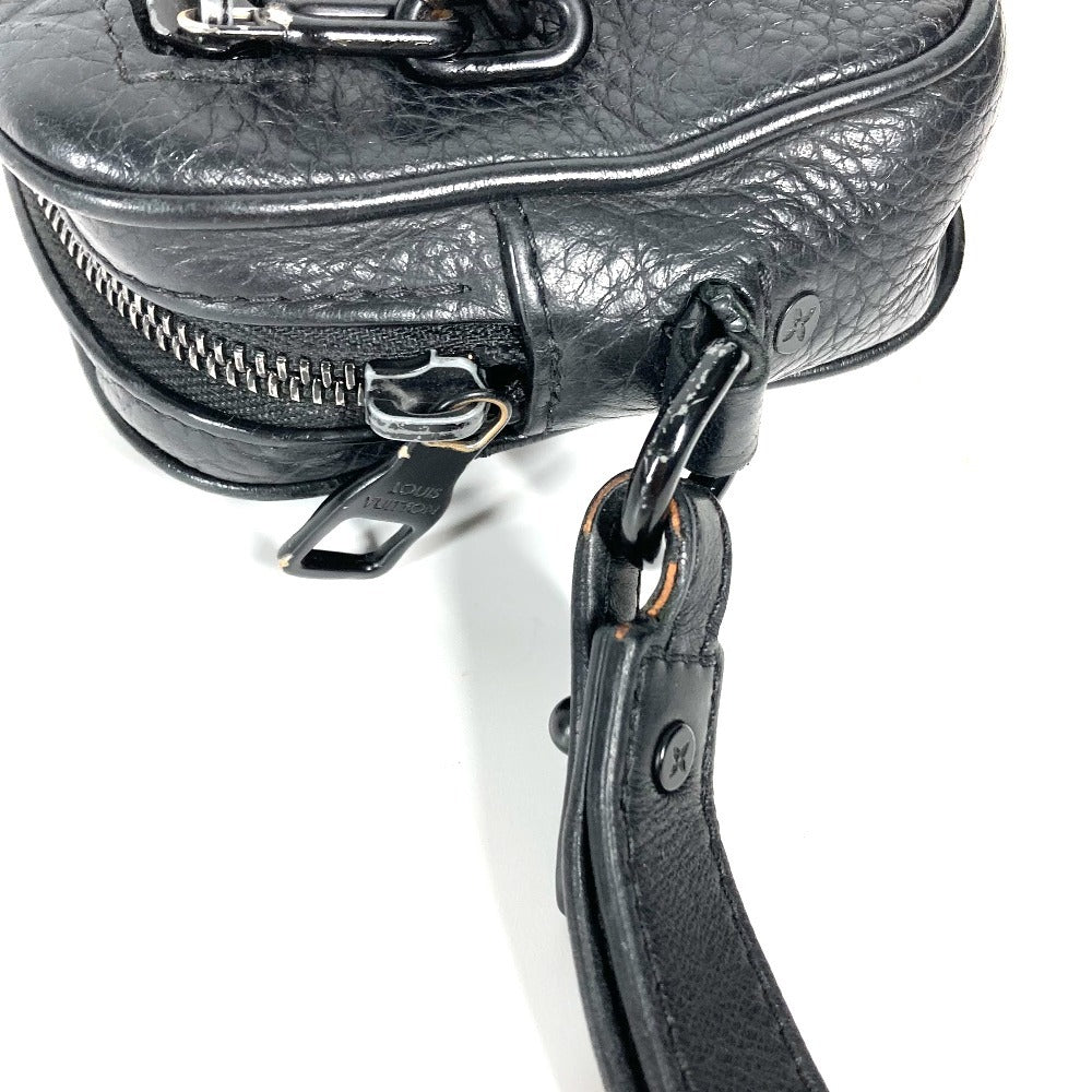 LOUIS VUITTON Clutch bag M55703 Taurillon Clemence Leather black Monogram Taurillon Clemence Chain Pochette Volga