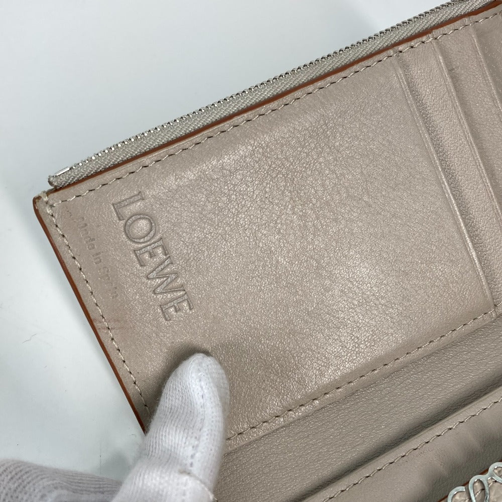 LOEWE Trifold wallet C821S33X01 leather beige Anagram Trifold Wallet Women Used Authentic