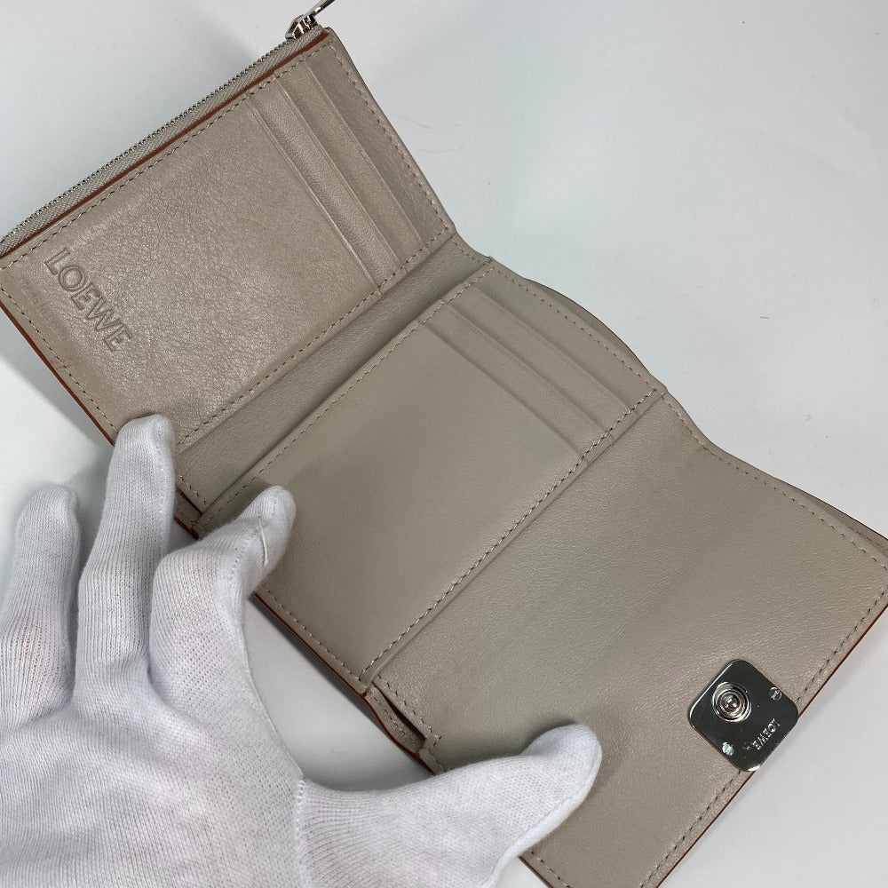 LOEWE Trifold wallet C821S33X01 leather beige Anagram Trifold Wallet Women Used Authentic