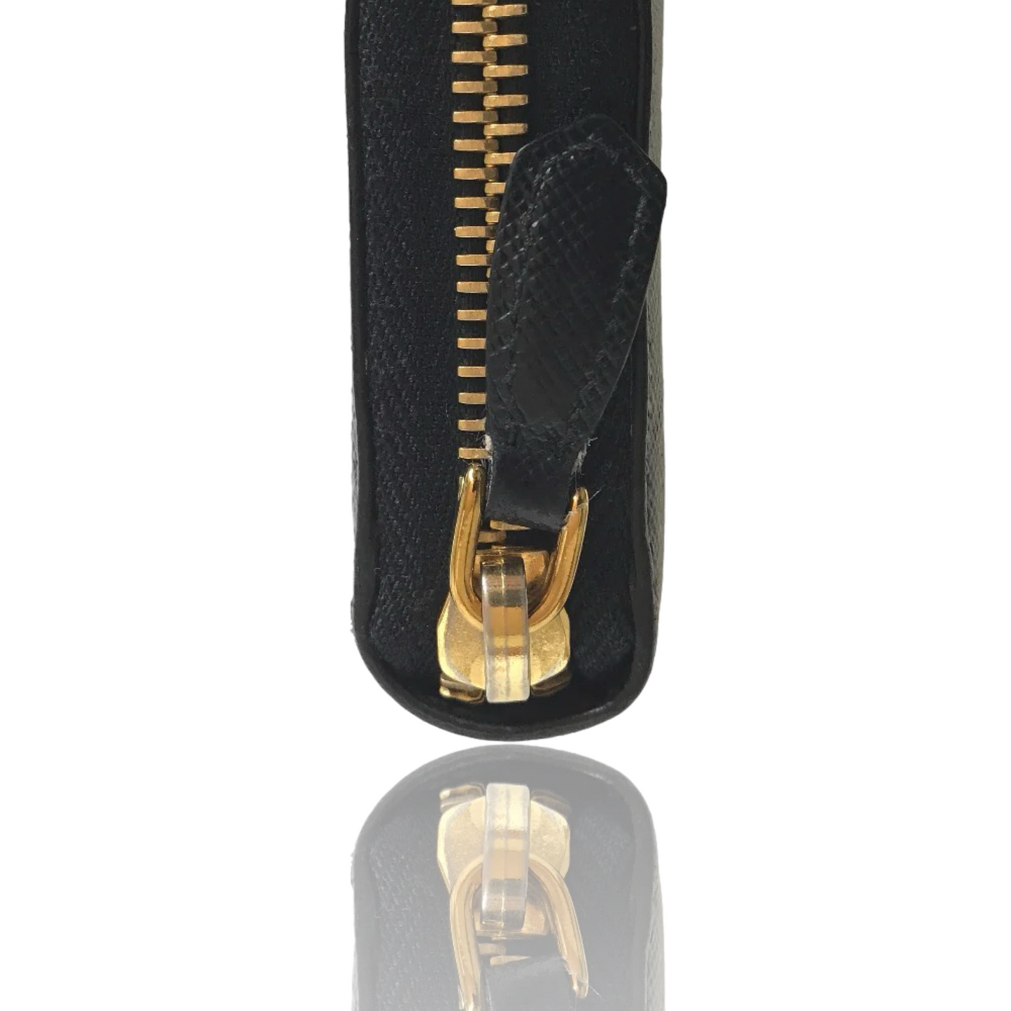 PRADA SAFFIANO ROUND ZIP LONG WALLET BLACK