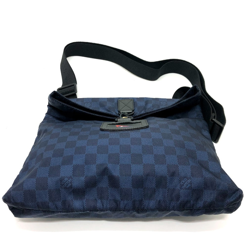 LOUIS VUITTON Shoulder Bag N41251 Nylon Navy Damier Challenge Alize Vuitton Cup mens Used Authentic