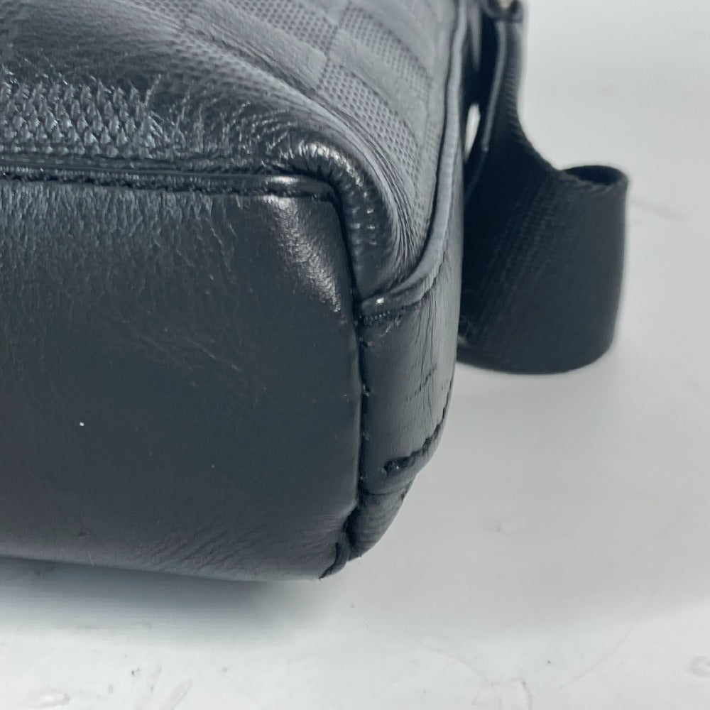 LOUIS VUITTON Shoulder Bag N42418 Damier Anfini Leather black Damier Anfini Discovery Messenger