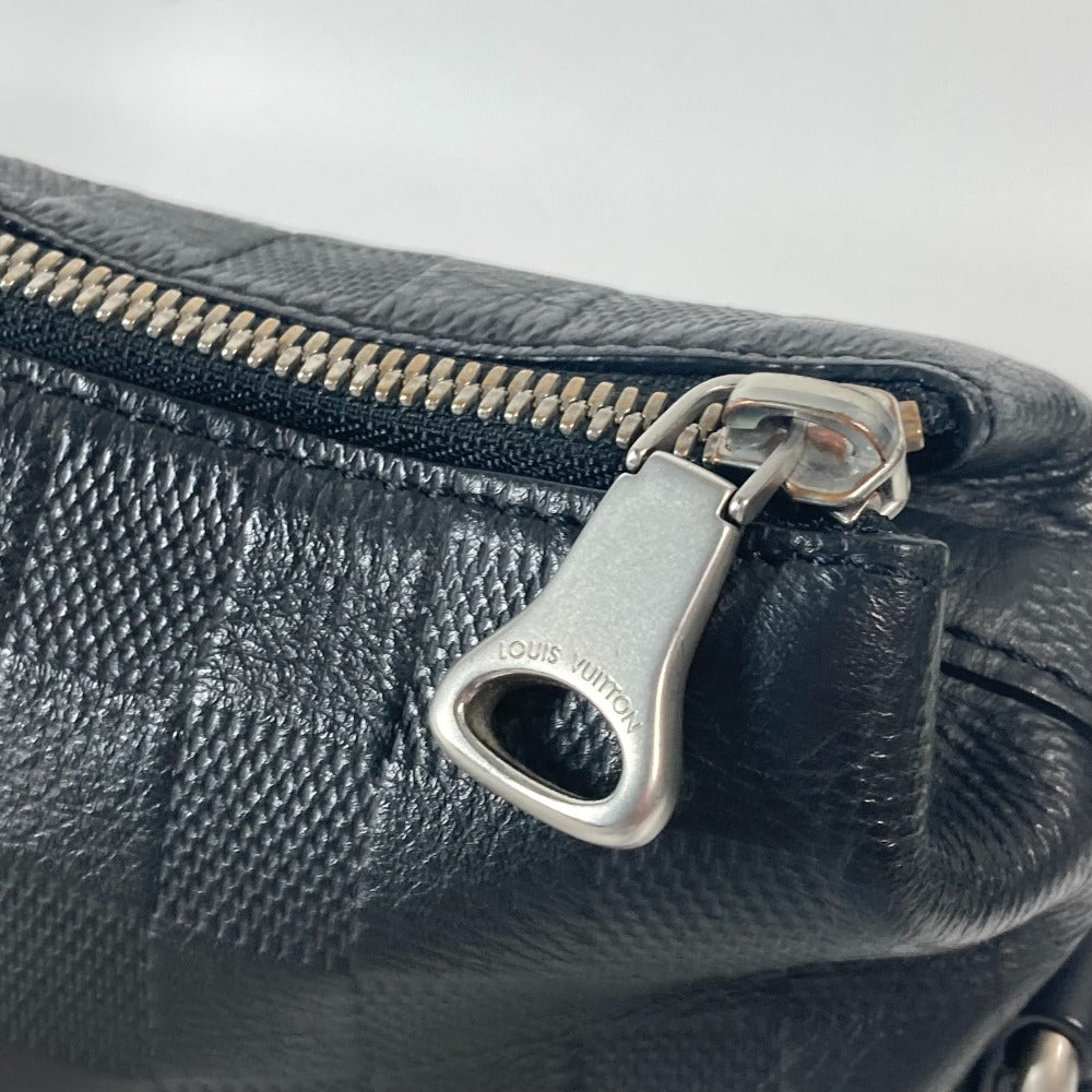 LOUIS VUITTON Shoulder Bag N42418 Damier Anfini Leather black Damier Anfini Discovery Messenger