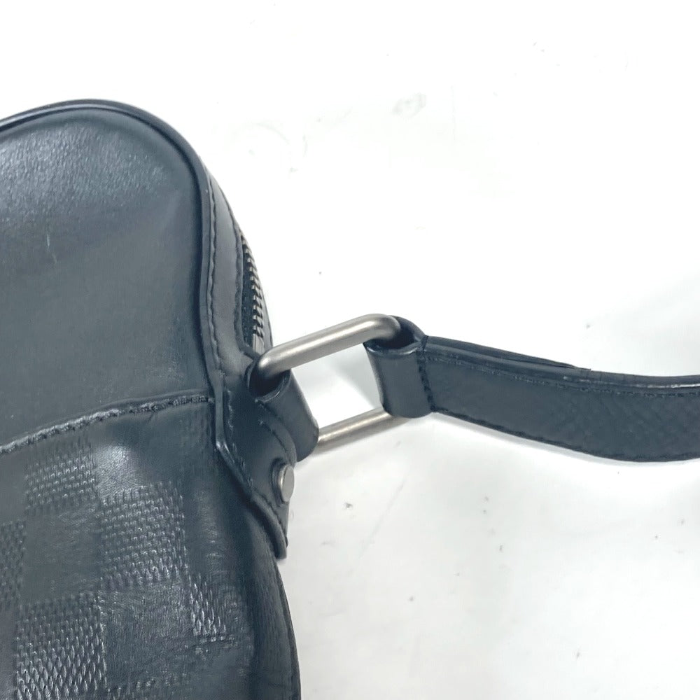 LOUIS VUITTON Shoulder Bag N23355 Damier Anfini Leather black Damier Anfini Pochette District mens Used Authentic