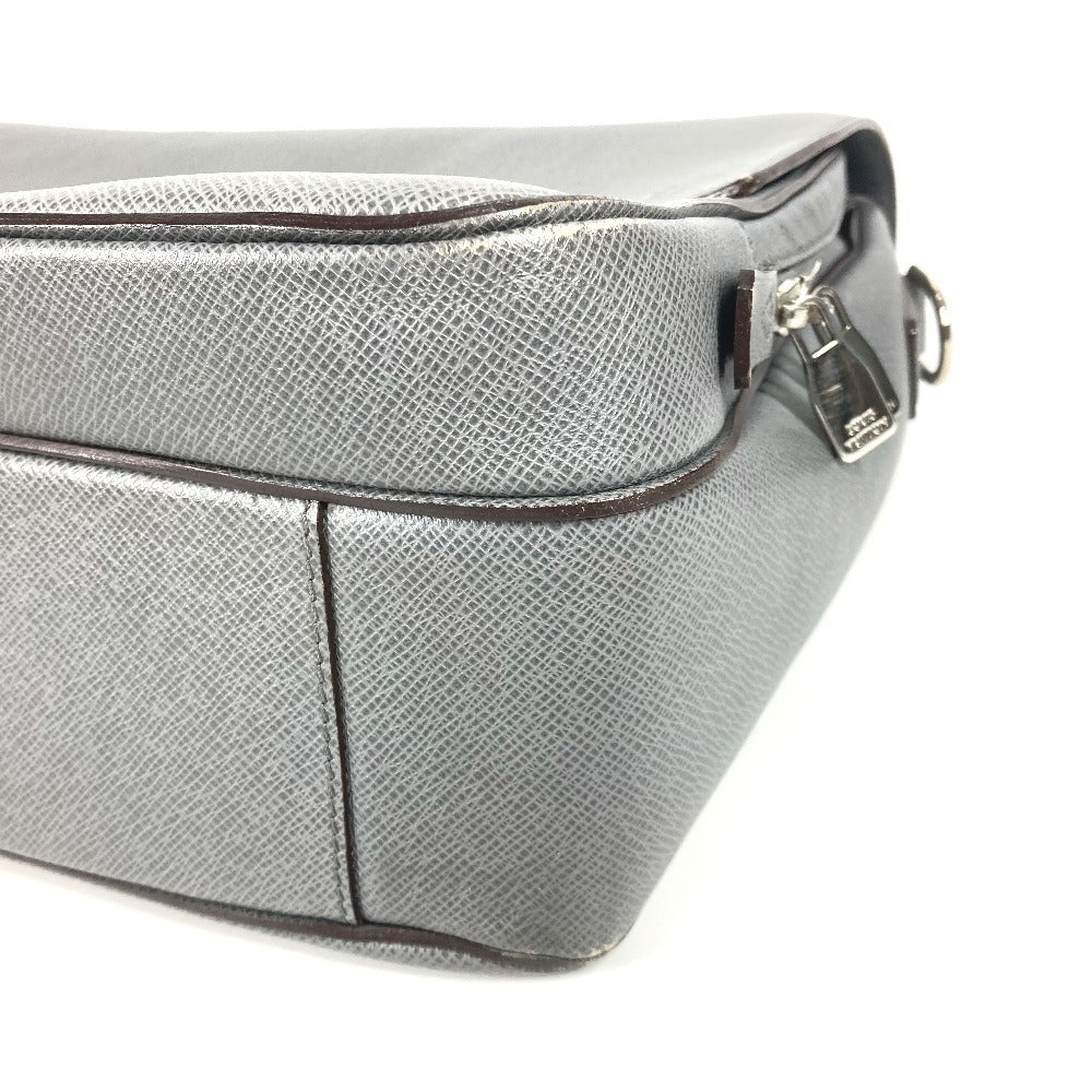 LOUIS VUITTON Business bag ‚l32638 Taiga Leather gray Taiga Vasiri GM mens Used Authentic