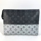LOUIS VUITTON Clutch bag M63039 Monogram Eclipse Canvas black Monogram Eclipse Split Bicolor Pochette Voyage MM unisex(Unisex) Used Authentic