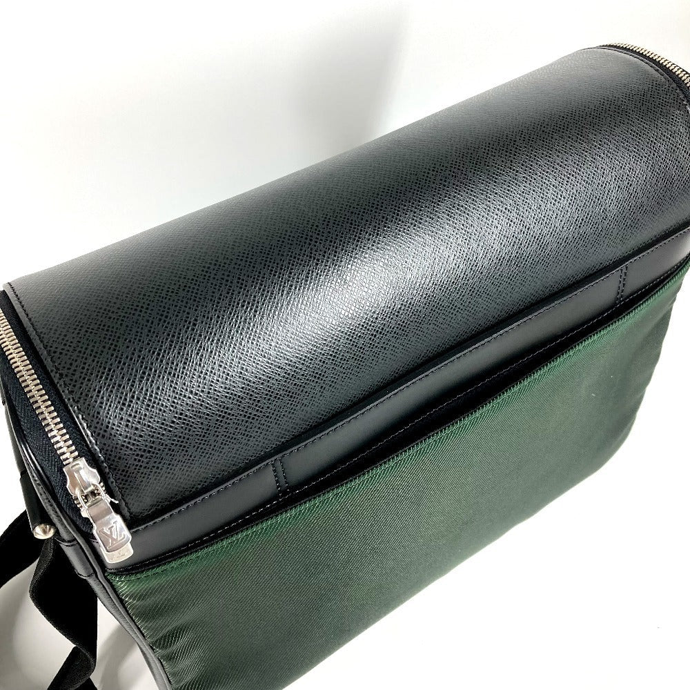 LOUIS VUITTON Shoulder Bag M30862 Taiga Leather, Nylon khaki Taiga Thai meal