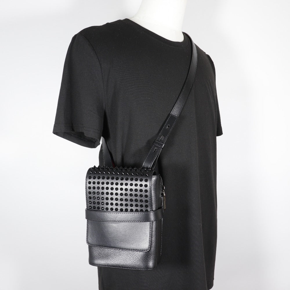 Christian Louboutin Shoulder Bag 1165000 leather black BENCH REPORTER Bench Reporter