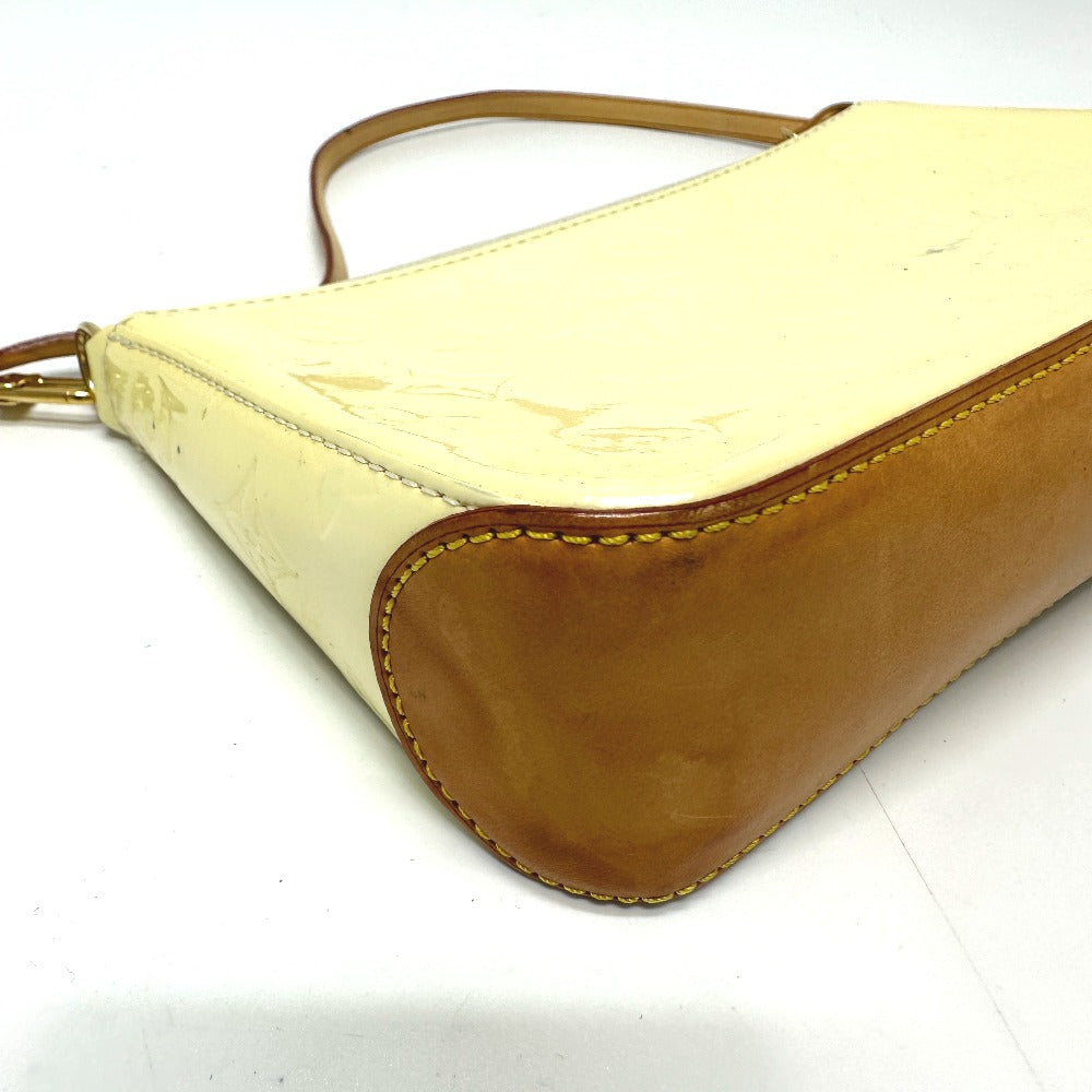 LOUIS VUITTON Shoulder Bag M91333 Monogram Vernis white Monogram Vernis mallory square Women Used Authentic