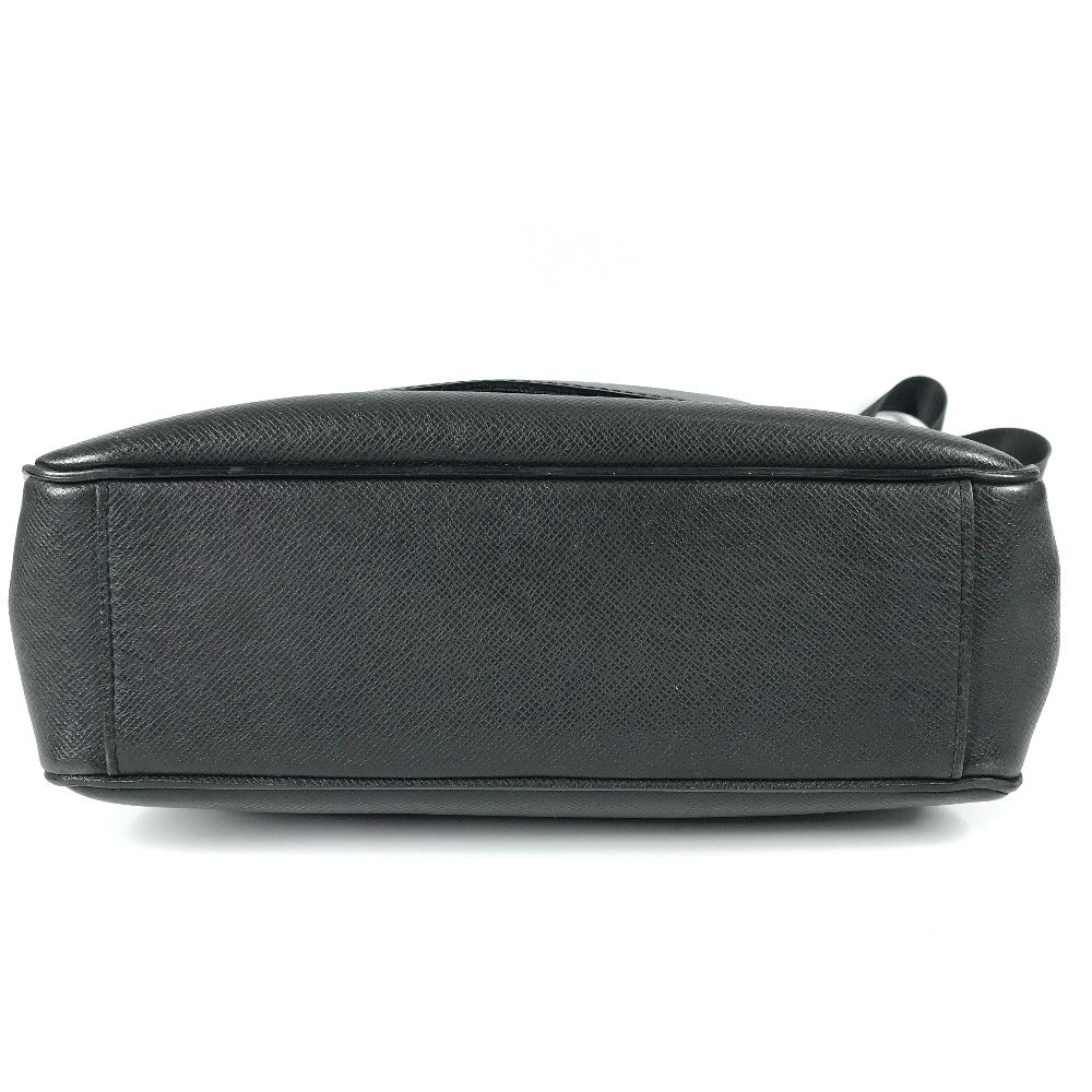 LOUIS VUITTON Shoulder Bag M32702 Taiga Leather black Taiga Milo unisex(Unisex) Used Authentic