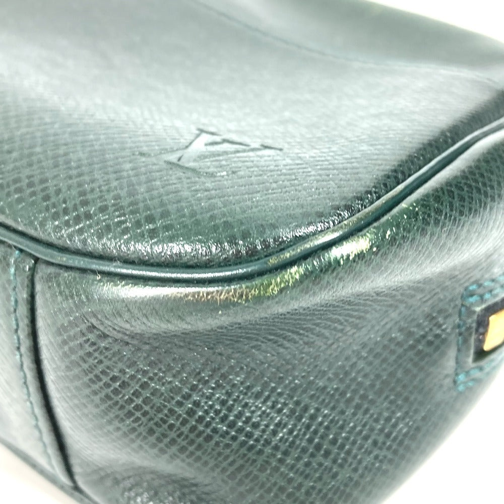 LOUIS VUITTON Pouch M30304 Taiga Leather green Taiga Accessory pouch