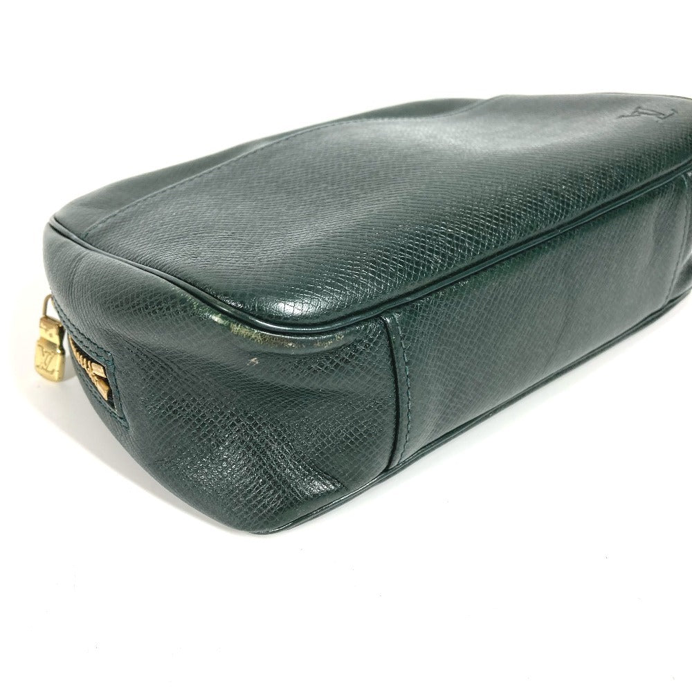 LOUIS VUITTON Pouch M30304 Taiga Leather green Taiga Accessory pouch