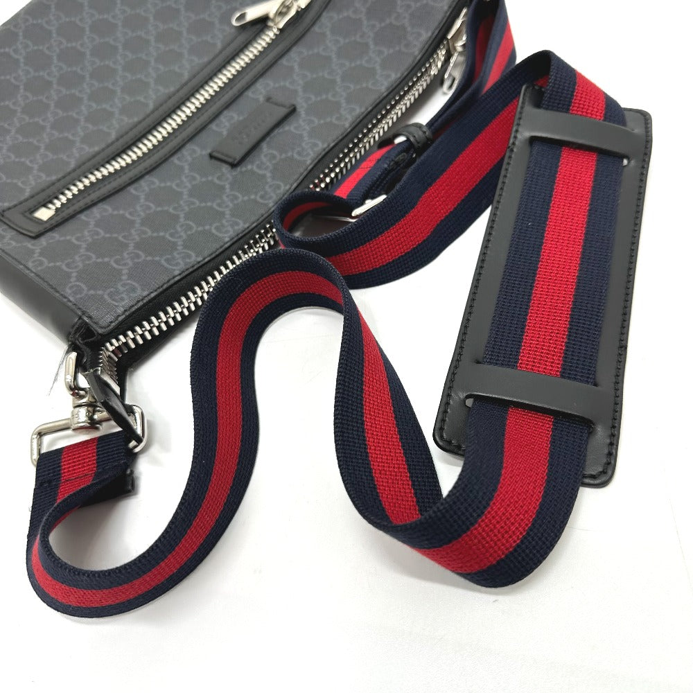 GUCCI Shoulder Bag 474137 GG Supreme Canvas black Bag GG Messenger mens Used Authentic