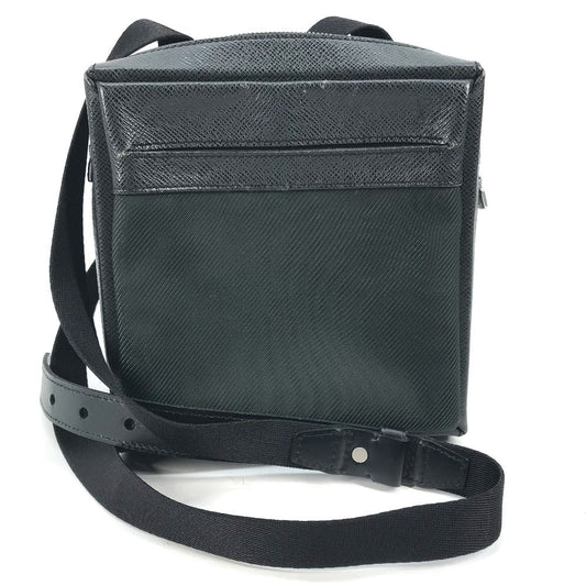 LOUIS VUITTON Shoulder Bag M30902 Taiga Leather, Nylon Canvas khaki Taiga Sayan mens Used Authentic