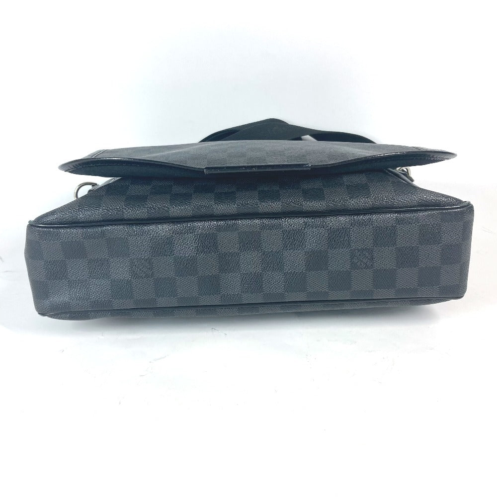 LOUIS VUITTON Shoulder Bag N41272 Damier Grafitto Canvas black Damier Grafitte District MM