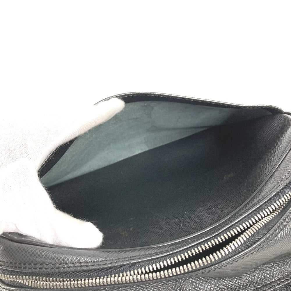 LOUIS VUITTON Shoulder Bag M30152 Taiga Leather black Taiga Reporter PM unisex(Unisex) Used Authentic