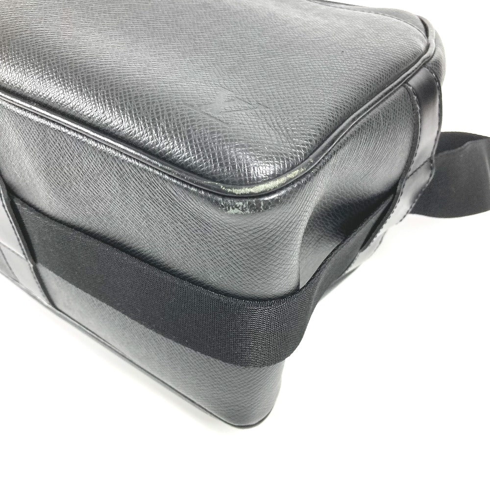 LOUIS VUITTON Shoulder Bag M30152 Taiga Leather black Taiga Reporter PM unisex(Unisex) Used Authentic