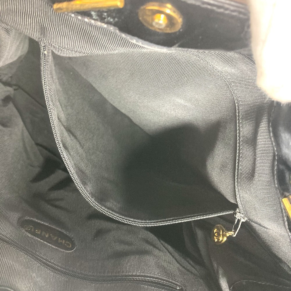 CHANEL Shoulder Bag Patent leather black Shoulder Decacoco CC COCO Mark