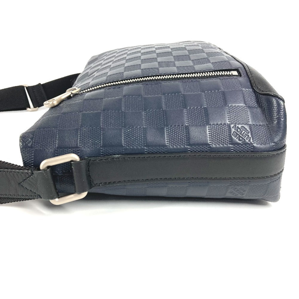 LOUIS VUITTON Shoulder Bag N42416 Damier Anfini Leather Navy Damier Anfini Discovery Messenger PM