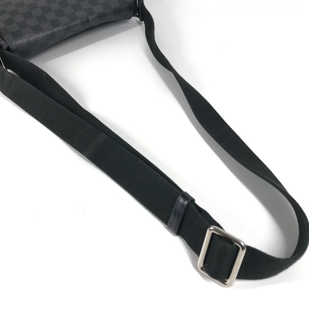 LOUIS VUITTON Shoulder Bag N41260 Damier Grafitto Canvas black Damier Grafitte District PM District PM