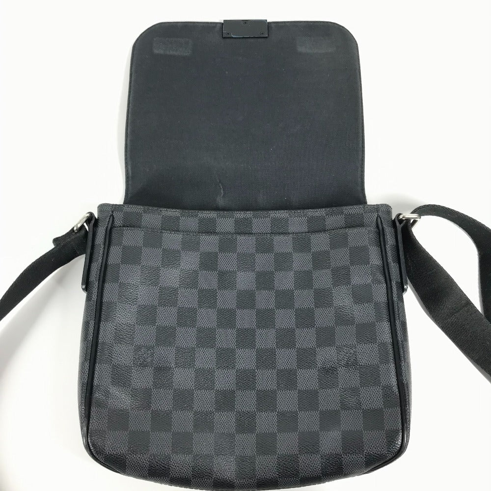 LOUIS VUITTON Shoulder Bag N41260 Damier Grafitto Canvas black Damier Grafitte District PM District PM