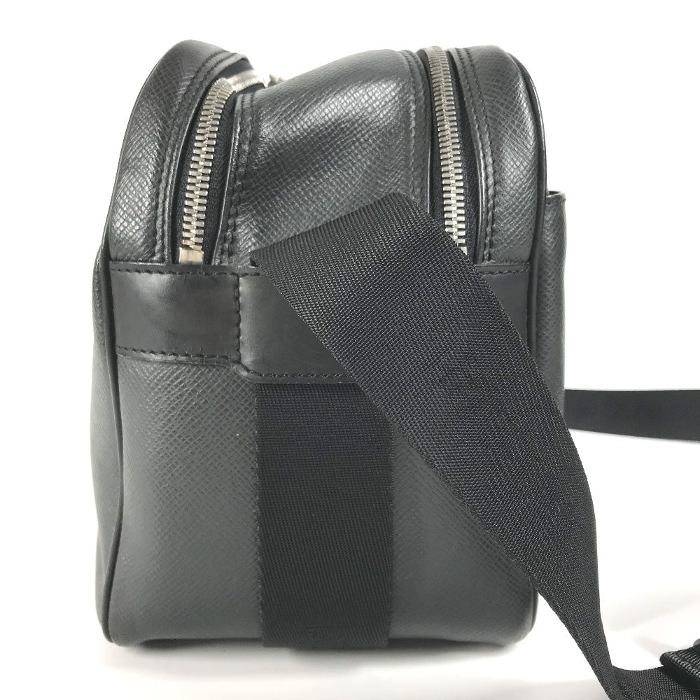LOUIS VUITTON Shoulder Bag M30152 Taiga Leather black Taiga Reporter PM Reporter PM