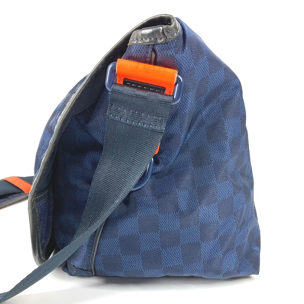 LOUIS VUITTON Shoulder Bag N41240 Leather / nylon Navy Damier Challenge Messenger Bag