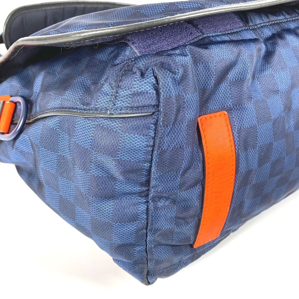 LOUIS VUITTON Shoulder Bag N41240 Leather / nylon Navy Damier Challenge Messenger Bag